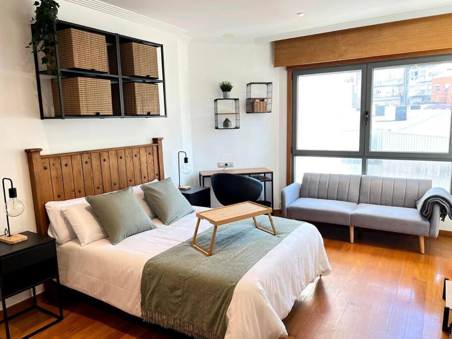 Central Suites Poli Sanz Vigo Esterno foto